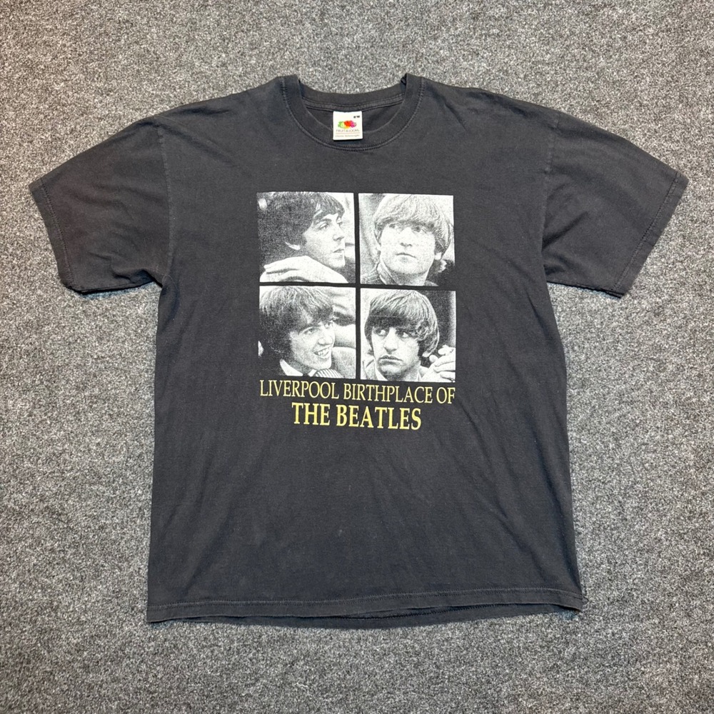 The Beatles Liverpool Birthplace Fruit of the Loom Black Graphic T-Shirt Large